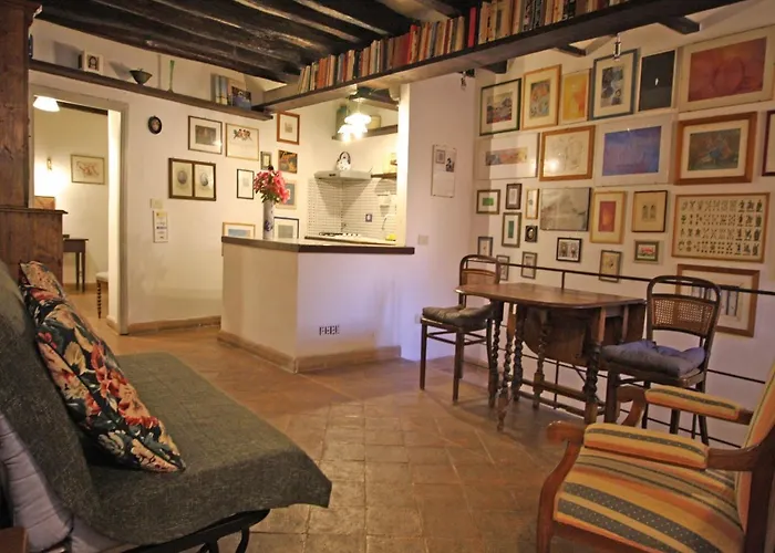 Terrace Apartment - Heart Of Trastevere